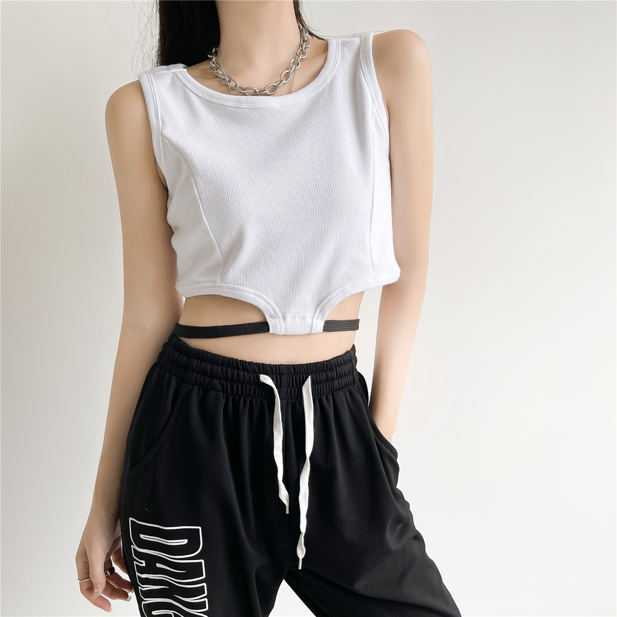 High-Waisted Letter Print Tapered Sports Pants for Women - Trendy Hip-Hop Jazz Dance Style, Casual American High Street Fashion High-Waisted Letter Print Tapered Sports Pants for Women - Trendy Hip-Hop Jazz Dance Style, Casual American High Street Fashion