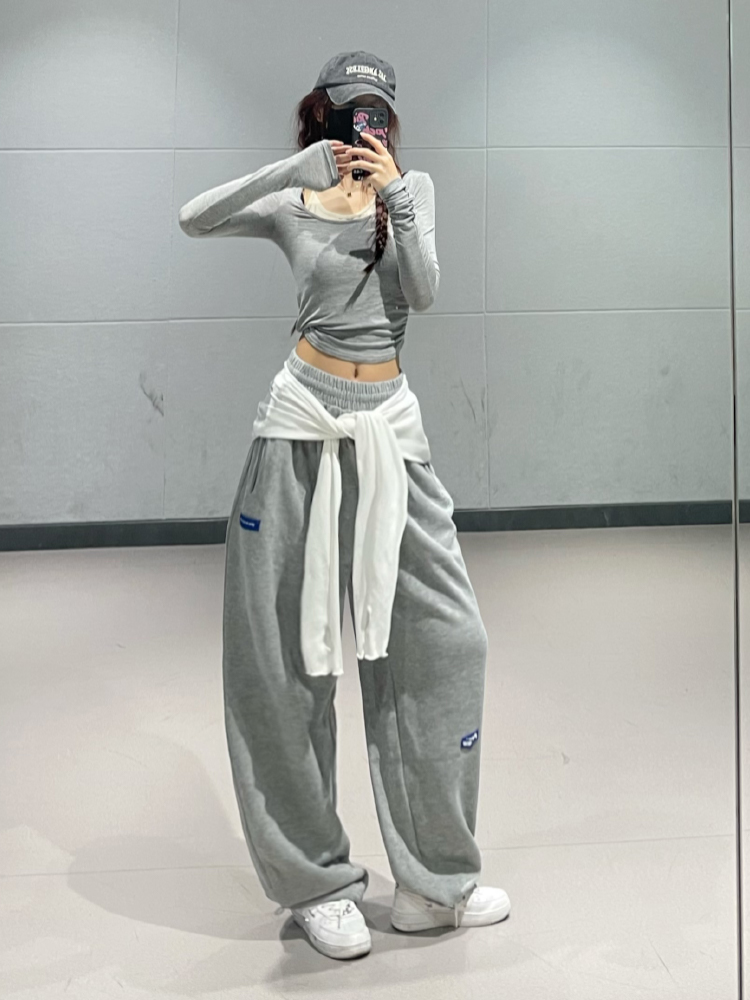High-Waisted Loose Casual Sports Pants for Women - Light Gray Straight-Leg K-Pop Jazz Dance Sweatpants for Spring & Summer High-Waisted Loose Casual Sports Pants for Women - Light Gray Straight-Leg K-Pop Jazz Dance Sweatpants for Spring & Summer