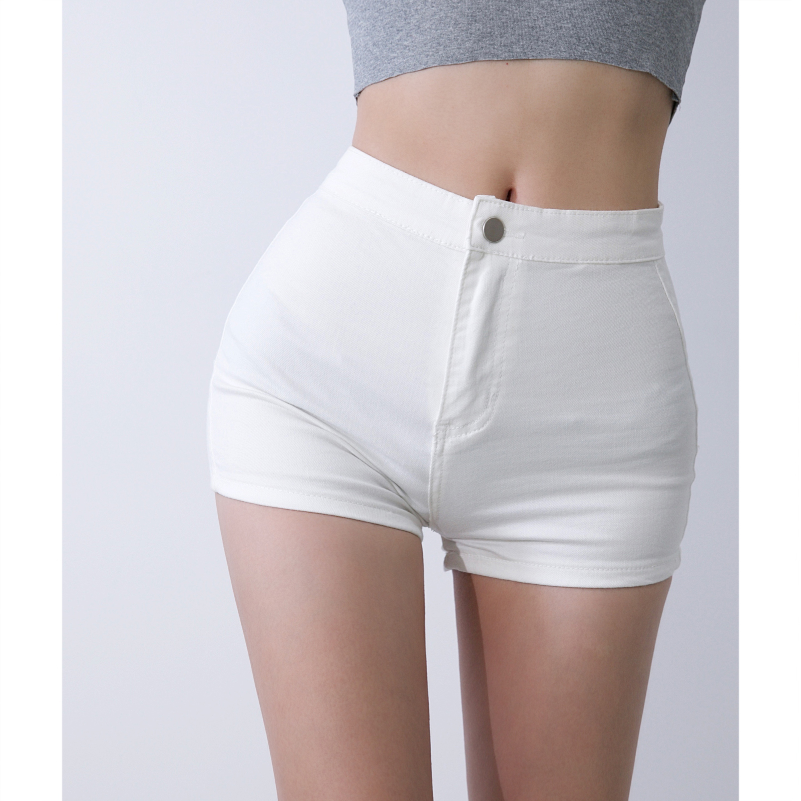 High-Waisted Retro Denim Shorts for Women - One-Button, Stretchy, Slimming, Light Blue, Leg-Lengthening, Sexy Hot Pants High-Waisted Retro Denim Shorts for Women - One-Button, Stretchy, Slimming, Light Blue, Leg-Lengthening, Sexy Hot Pants