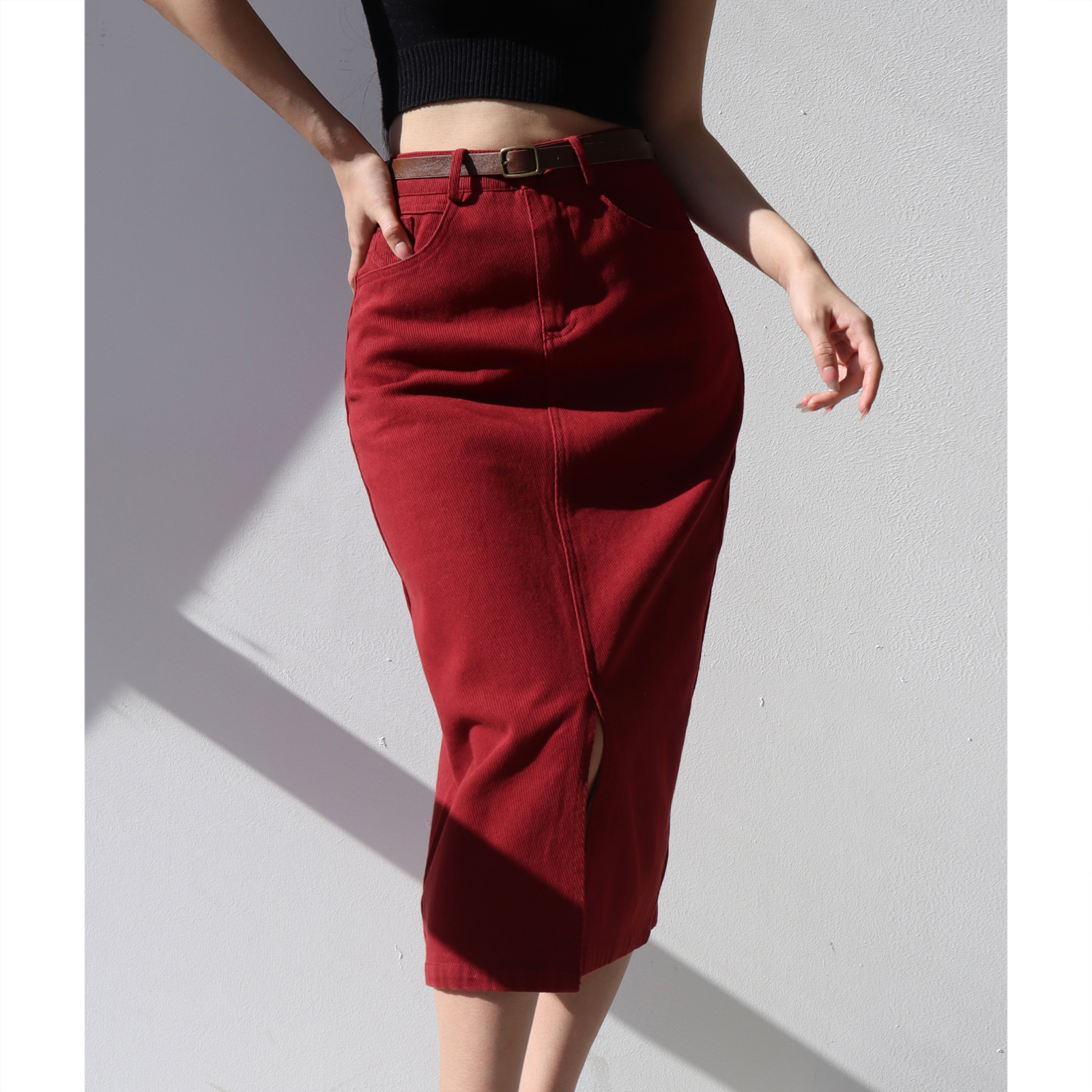 High-Waisted Split Midi Denim Skirt for Women - Versatile European and American Style, Perfect for Vacations and Showcasing Long Legs High-Waisted Split Midi Denim Skirt for Women - Versatile European and American Style, Perfect for Vacations and Showcasing Long Legs