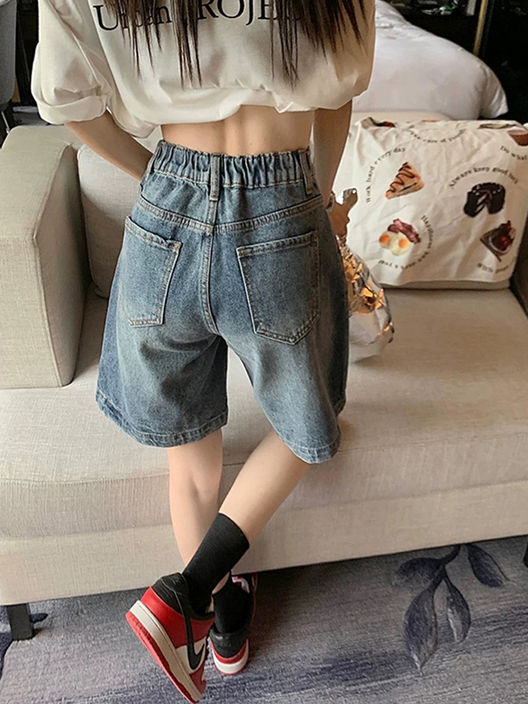 High-Waisted Vintage Blue Denim Shorts for Women, Summer Plus Size Loose Straight Wide-Leg Capris, American Style Fashion High-Waisted Vintage Blue Denim Shorts for Women, Summer Plus Size Loose Straight Wide-Leg Capris, American Style Fashion