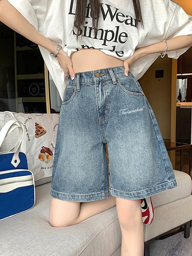 High-Waisted Vintage Blue Denim Shorts for Women, Summer Plus Size Loose Straight Wide-Leg Capris, American Style Fashion High-Waisted Vintage Blue Denim Shorts for Women, Summer Plus Size Loose Straight Wide-Leg Capris, American Style Fashion