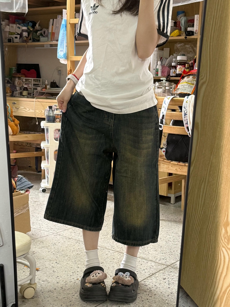 High-Waisted Vintage Washed Distressed Denim Capri Shorts for Women, Summer Loose Wide-Leg Slim Straight Mid-Length Pants High-Waisted Vintage Washed Distressed Denim Capri Shorts for Women, Summer Loose Wide-Leg Slim Straight Mid-Length Pants