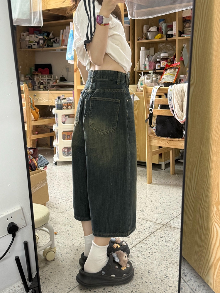 High-Waisted Vintage Washed Distressed Denim Capri Shorts for Women, Summer Loose Wide-Leg Slim Straight Mid-Length Pants High-Waisted Vintage Washed Distressed Denim Capri Shorts for Women, Summer Loose Wide-Leg Slim Straight Mid-Length Pants