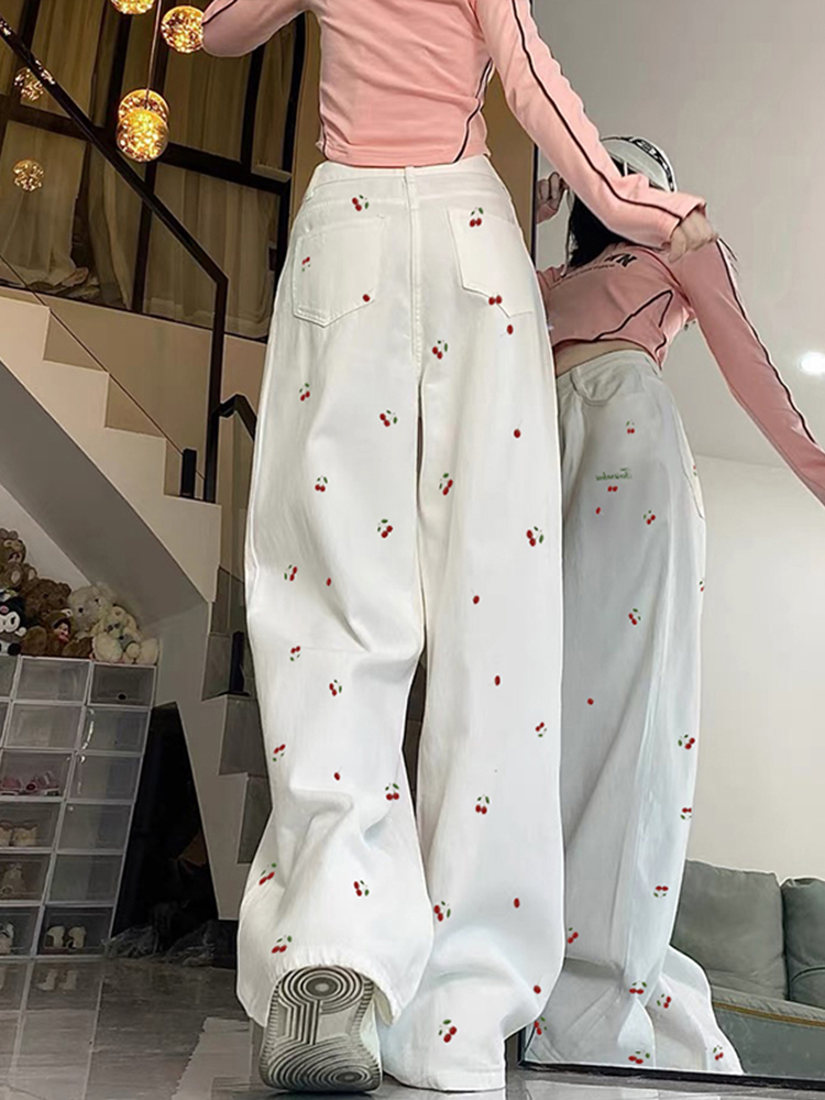High-Waisted White Jeans for Women with Cherry Embroidery, Slimming Casual Straight-Leg Wide-Leg Pants, American High Street Style High-Waisted White Jeans for Women with Cherry Embroidery, Slimming Casual Straight-Leg Wide-Leg Pants, American High Street Style