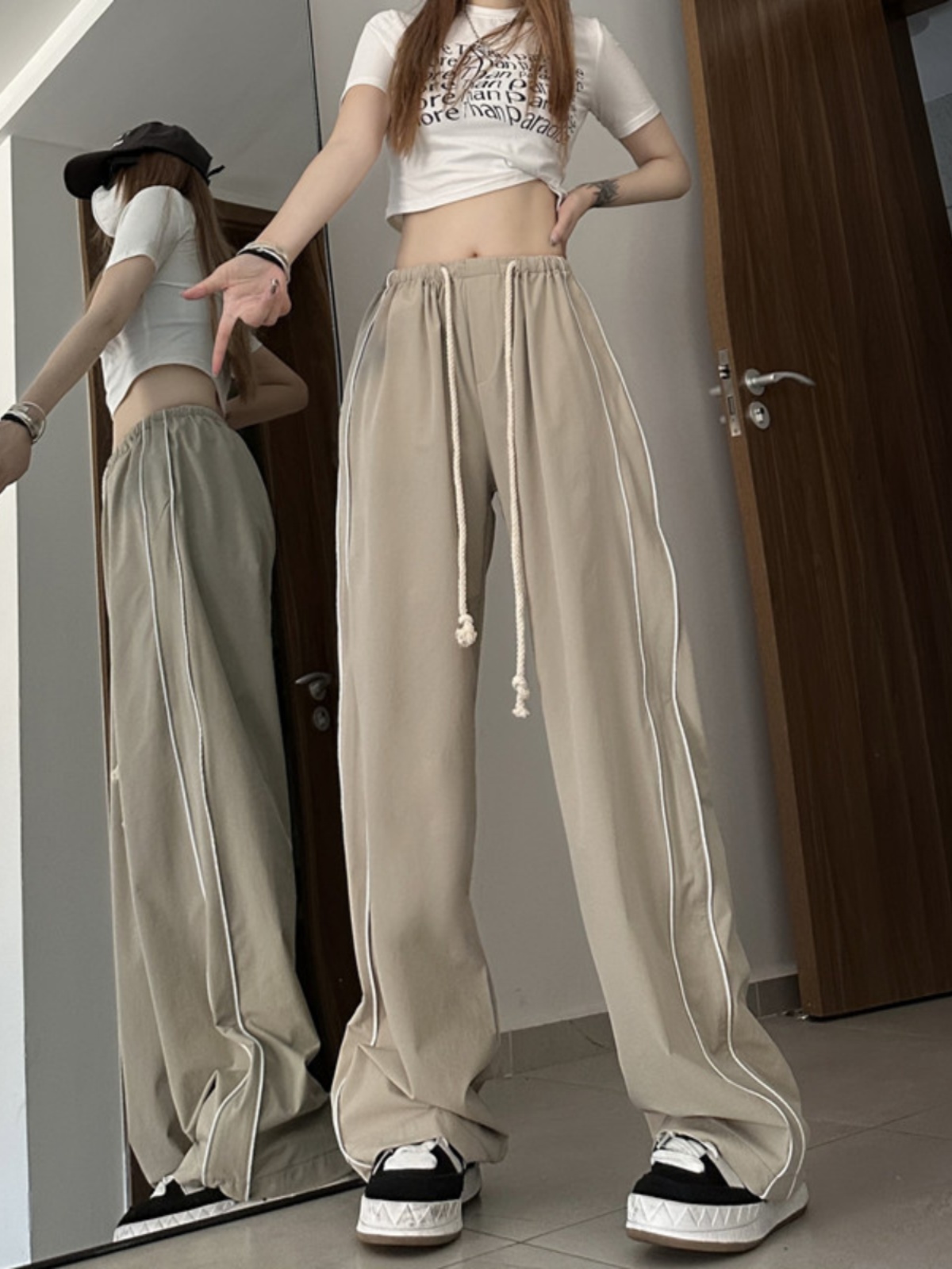 High-Waisted Wide-Leg Straight Pants for Women, American Jazz Dance & K-Pop Street Style Sweatpants High-Waisted Wide-Leg Straight Pants for Women, American Jazz Dance & K-Pop Street Style Sweatpants