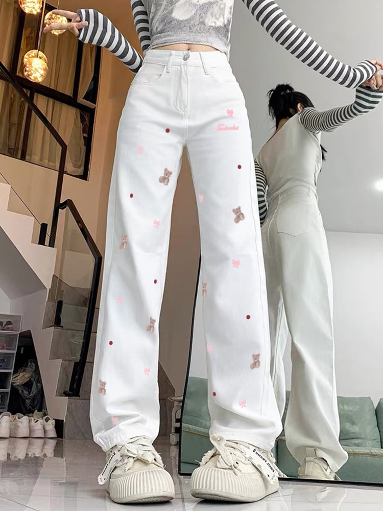 High-Waisted Wide-Leg White Embroidered Jeans for Women - Casual American High Street Style, Versatile Slim-Fit Floor-Length Design High-Waisted Wide-Leg White Embroidered Jeans for Women - Casual American High Street Style, Versatile Slim-Fit Floor-Length Design