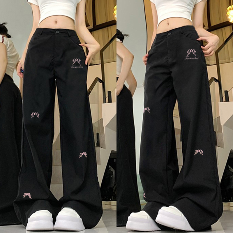 High-Waisted Women's Jeans with Bow Embroidery, Trendy American Style, Slimming Loose Straight-Leg Wide-Leg Design High-Waisted Women's Jeans with Bow Embroidery, Trendy American Style, Slimming Loose Straight-Leg Wide-Leg Design