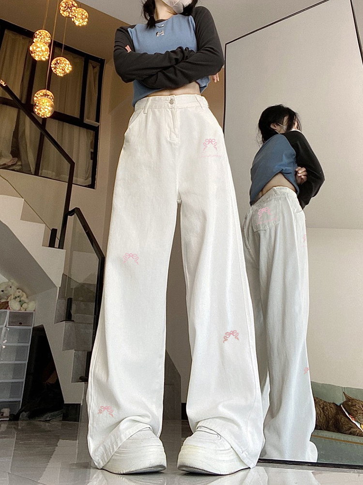 High-Waisted Women's Jeans with Bow Embroidery, Trendy American Style, Slimming Loose Straight-Leg Wide-Leg Design High-Waisted Women's Jeans with Bow Embroidery, Trendy American Style, Slimming Loose Straight-Leg Wide-Leg Design