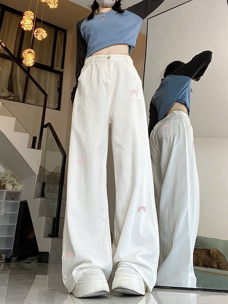 High-Waisted Women's Jeans with Bow Embroidery, Trendy American Style, Slimming Loose Straight-Leg Wide-Leg Design High-Waisted Women's Jeans with Bow Embroidery, Trendy American Style, Slimming Loose Straight-Leg Wide-Leg Design