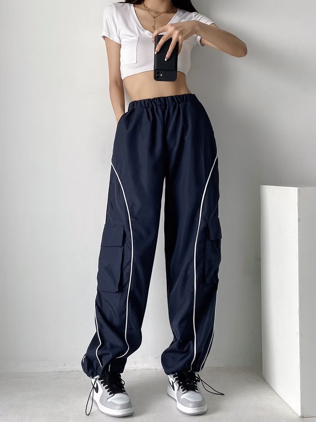 High-Waisted Y2K Jazz Dance Hip Hop Pants for Women - Retro American Casual Wide-Leg Trousers High-Waisted Y2K Jazz Dance Hip Hop Pants for Women - Retro American Casual Wide-Leg Trousers