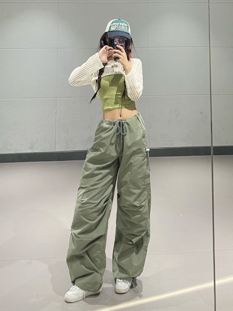 Hollow Short Cardigan & Green Lightweight Quick-Dry Casual Work Pants Set for Women's Jazz Dance Outfit, 90s Style Hollow Short Cardigan & Green Lightweight Quick-Dry Casual Work Pants Set for Women's Jazz Dance Outfit, 90s Style