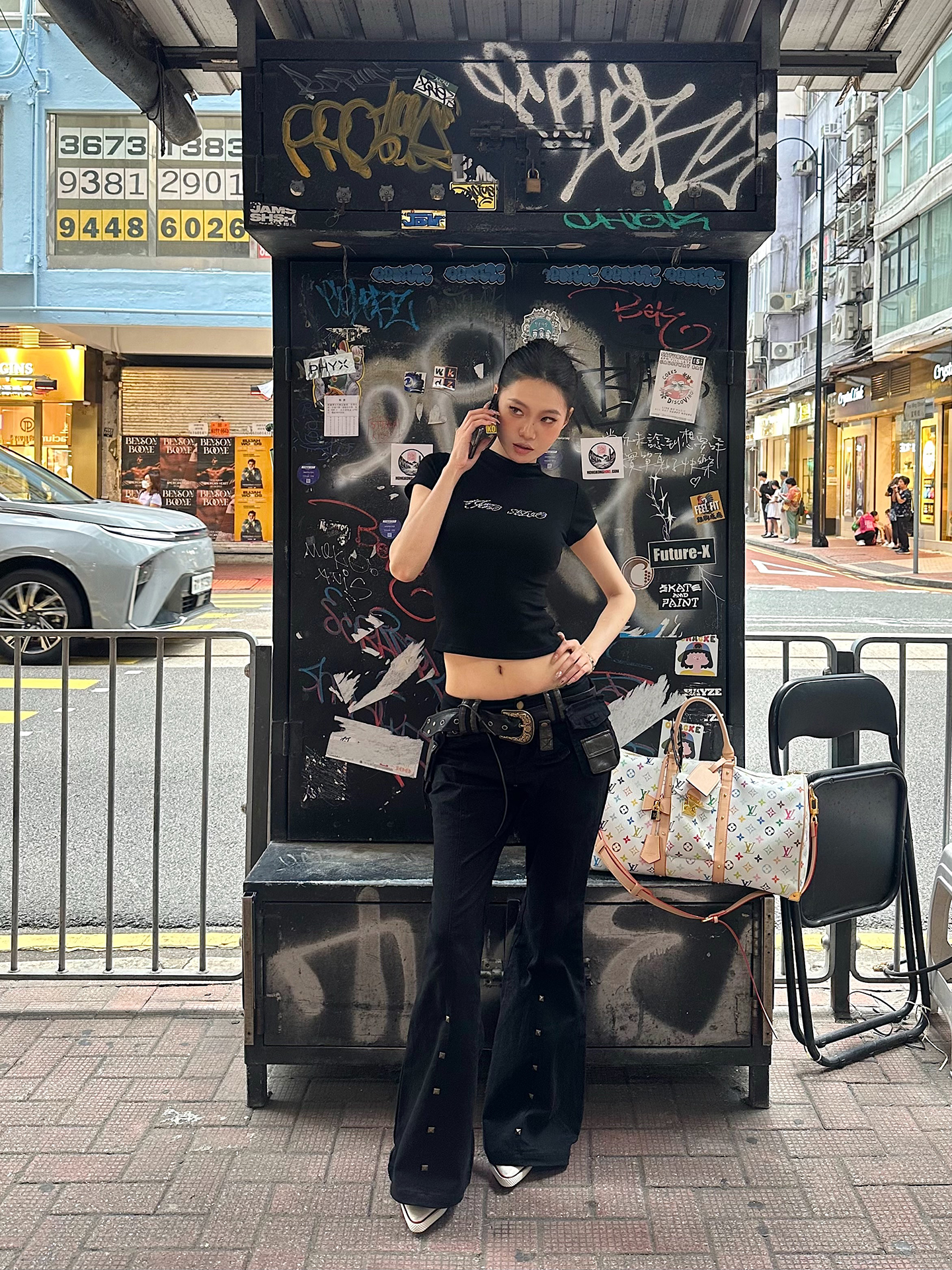 Hot Girl Black Vintage Flared Cargo Jeans - Slim Fit, Washed Design, Stylish 90s Inspired Long Pants for Trendy Looks Hot Girl Black Vintage Flared Cargo Jeans - Slim Fit, Washed Design, Stylish 90s Inspired Long Pants for Trendy Looks