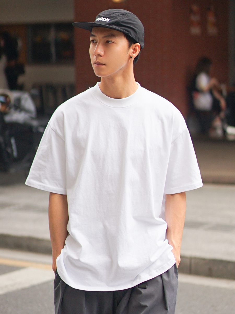 Japanese Style Heavyweight Solid Color Short Sleeve T-Shirt for Men and Women - Summer Round Neck Loose Fit Cotton Tee