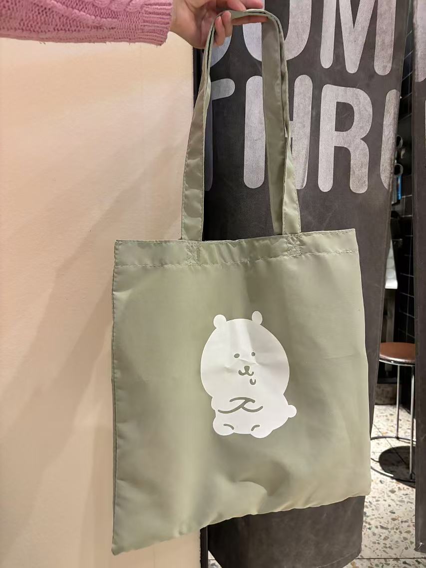 Japanese-Style Single-Shoulder Canvas Bag with Cute Bear Print - Large Capacity Artistic Youth Shopping Bag for Women