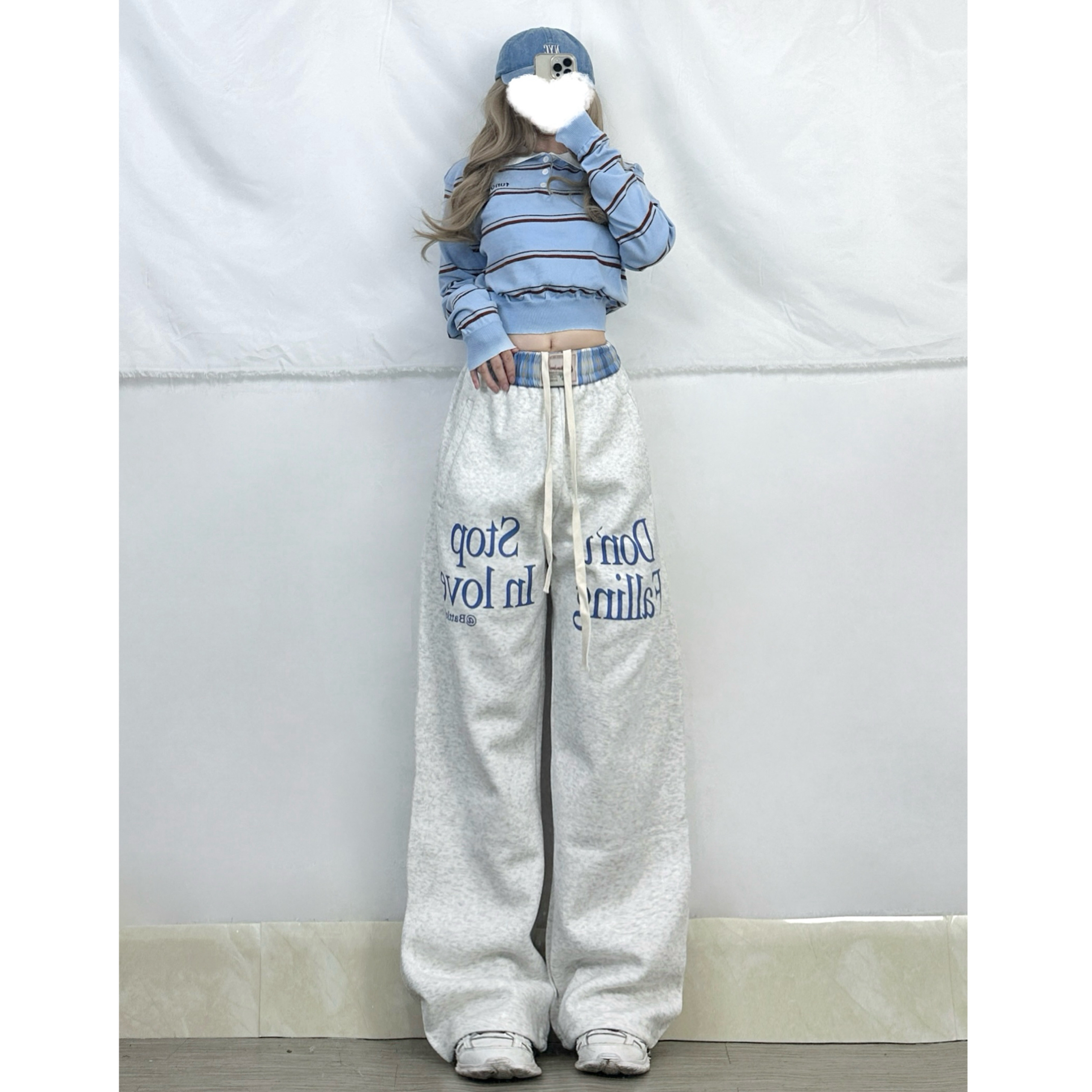 K-pop Inspired Letter Print Sports Pants and Striped Jazz Top Set - Stylish Waist Splicing Dance Outfit for Girls K-pop Inspired Letter Print Sports Pants and Striped Jazz Top Set - Stylish Waist Splicing Dance Outfit for Girls