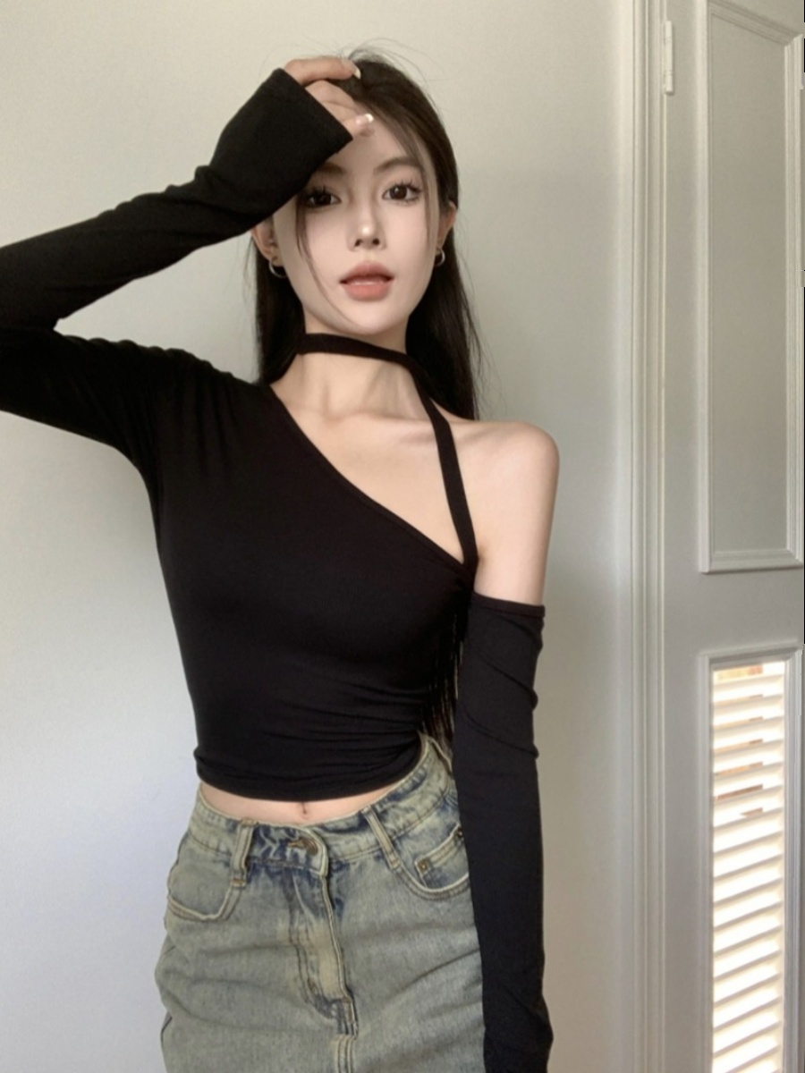 K-pop Inspired Off-Shoulder Tie-Up Top for Music Festivals, Sweet and Spicy Stretchy Outerwear, Early Autumn Fashion