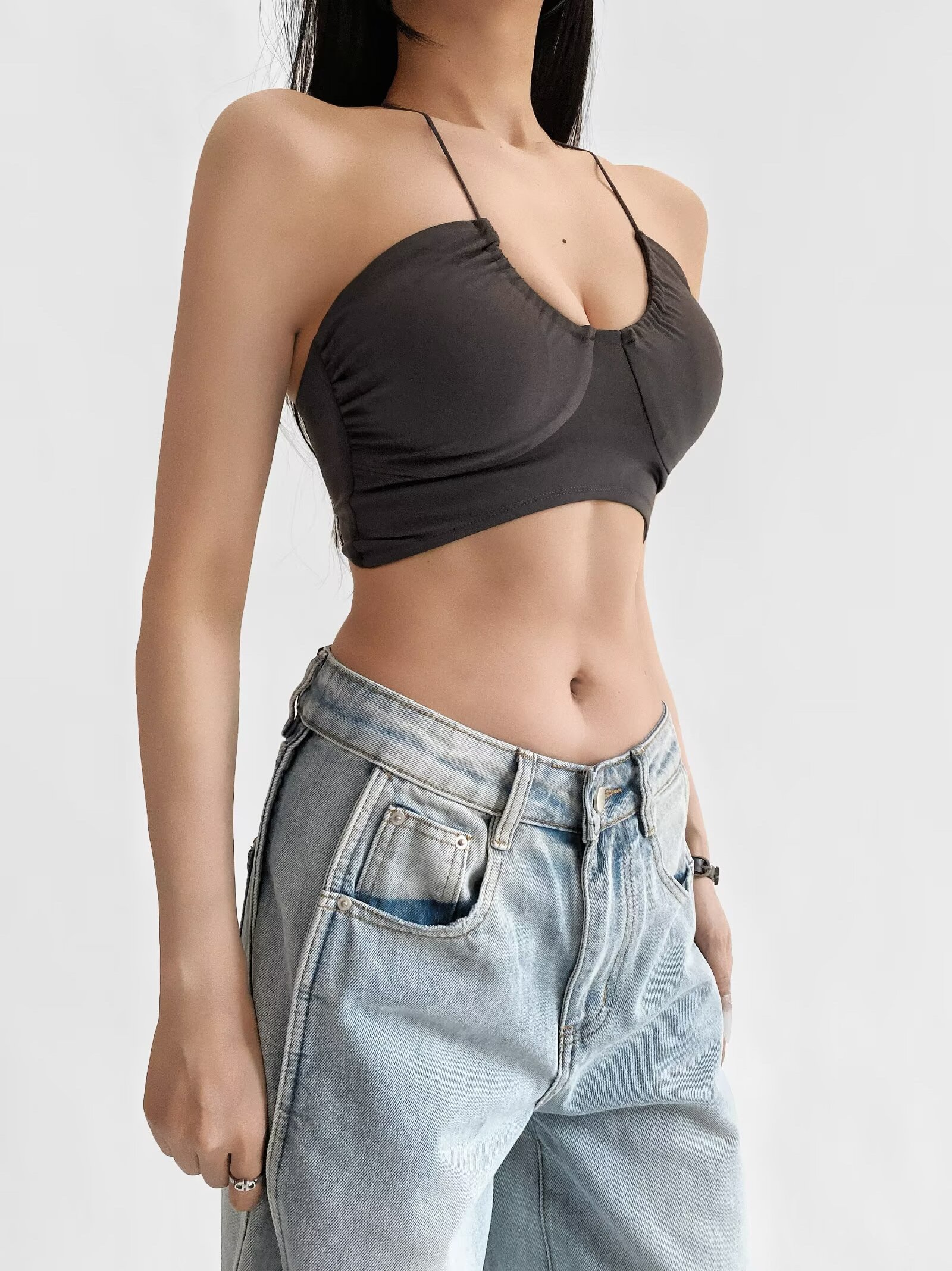 K-pop Style Jazz Dance Sports Bra with Removable Chest Pad, Sexy Thin Straps, Beautiful Back for Yoga and Fitness Women