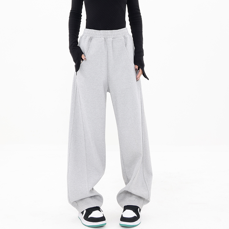 Khaki Woolen Wide-Leg Sweatpants for Women, Thickened Autumn Winter Banana Style Casual Sports Pants Khaki Woolen Wide-Leg Sweatpants for Women, Thickened Autumn Winter Banana Style Casual Sports Pants