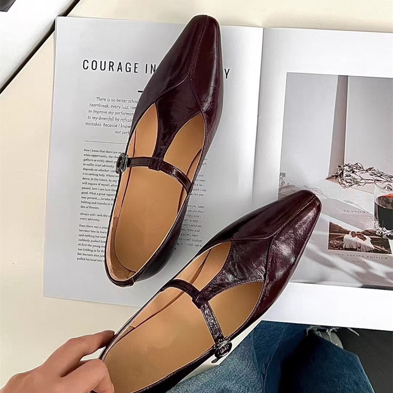 Korean 2025 French-Style T-Strap Genuine Leather Mary Jane Flat Loafers - Casual Small Shoes for Effortless Chic Korean 2025 French-Style T-Strap Genuine Leather Mary Jane Flat Loafers - Casual Small Shoes for Effortless Chic