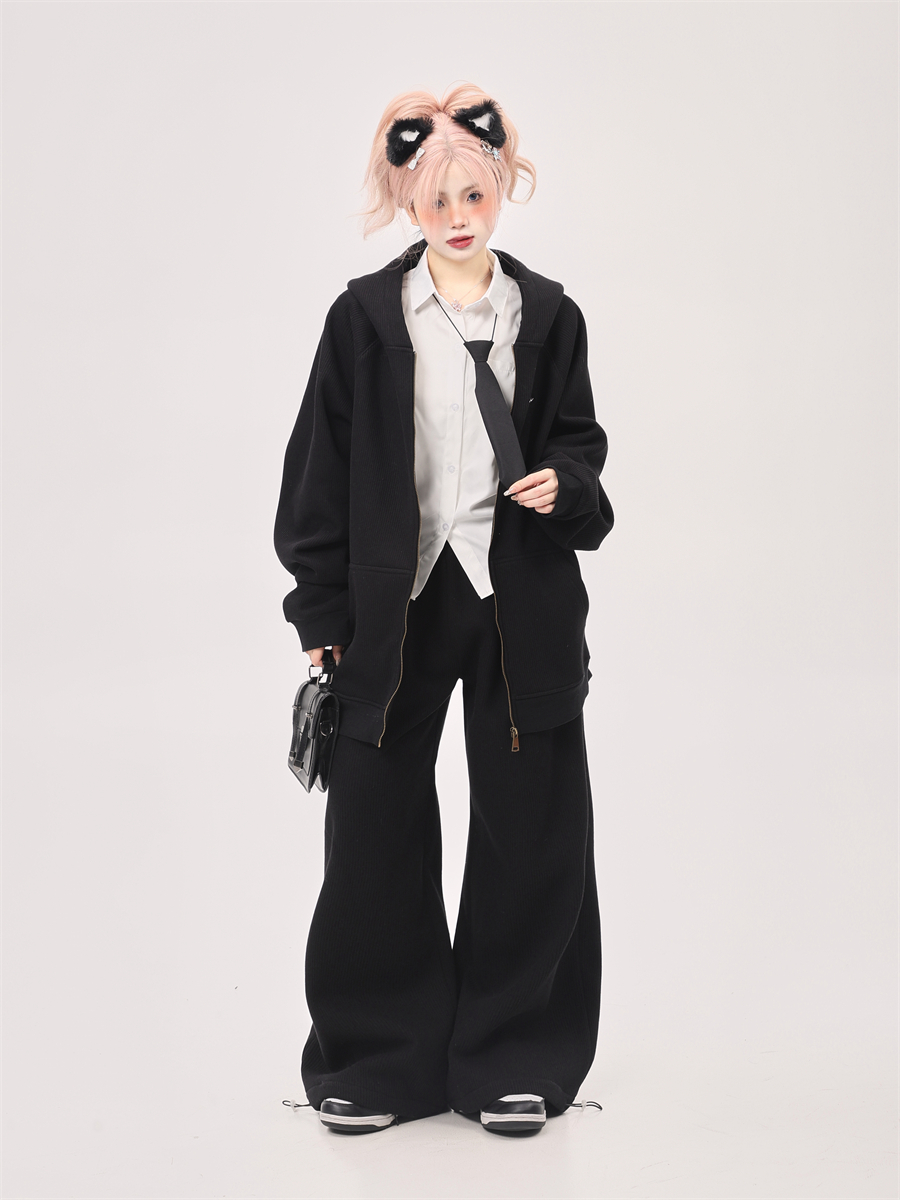 Korean Drama Style Milk Gray Fleece Sports Suit for Women - Hooded Sweatshirt & Wide-Leg Casual Pants Korean Drama Style Milk Gray Fleece Sports Suit for Women - Hooded Sweatshirt & Wide-Leg Casual Pants