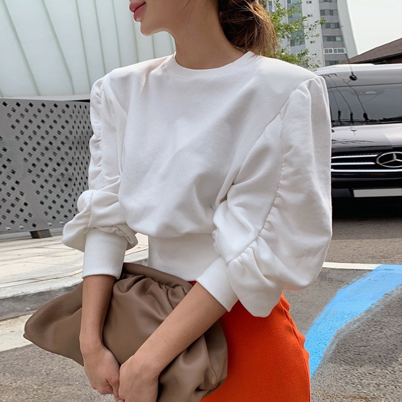 Korean Style Casual Round Neck Lantern Sleeve Sweatshirt for Women with Elastic Waist - Loose Fit Top for Effortless Style Korean Style Casual Round Neck Lantern Sleeve Sweatshirt for Women with Elastic Waist - Loose Fit Top for Effortless Style