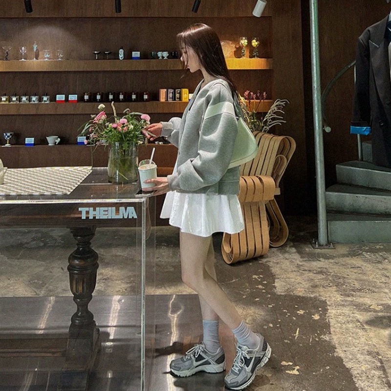 Korean Style Color-Block Baseball Jacket for Women, Casual Loose Fit Slimming Versatile Sweatshirt Coat, Trendy Commuter Top Korean Style Color-Block Baseball Jacket for Women, Casual Loose Fit Slimming Versatile Sweatshirt Coat, Trendy Commuter Top