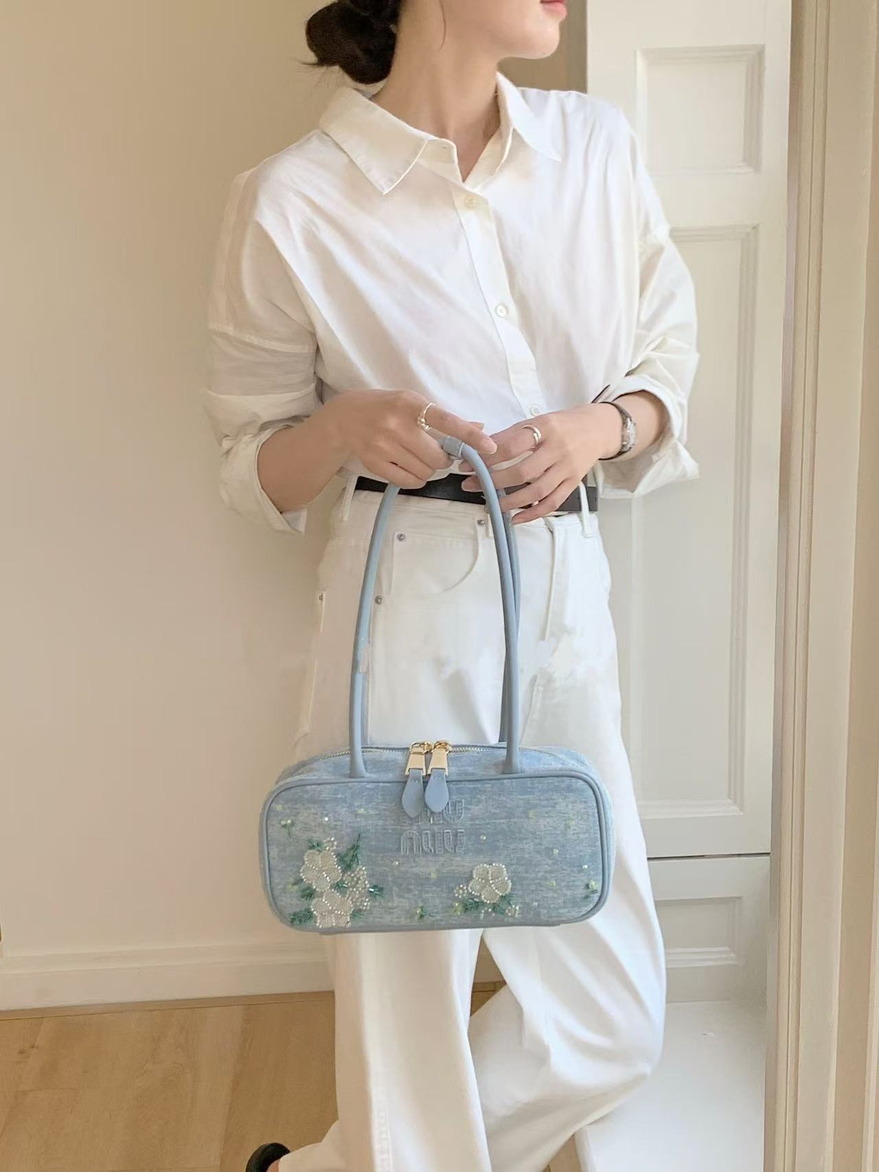 Korean Style Denim Floral Embroidery Bowling Shoulder Bag - Versatile Spring/Summer Commuter Handbag for Fresh Looks