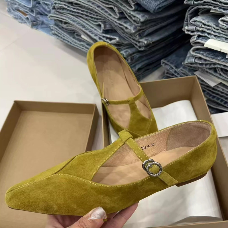 Korean Style Elegant Flat Pointed-Toe T-Strap Shoes with Single Buckle - Comfortable Versatile Footwear for Any Occasion