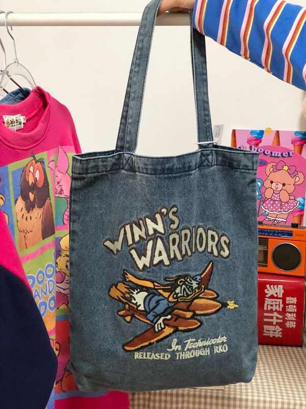 Korean-Style Embroidered Denim Shoulder Bag for Women, Trendy Large Capacity Commuter Tote, Japanese-Inspired Design Korean-Style Embroidered Denim Shoulder Bag for Women, Trendy Large Capacity Commuter Tote, Japanese-Inspired Design