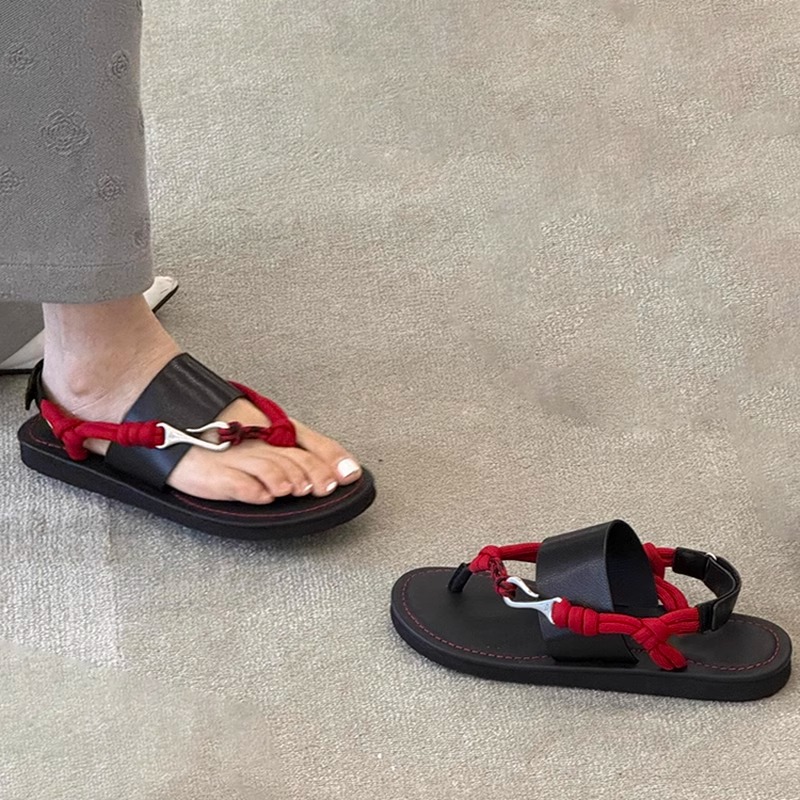 Korean-Style Flip-Flop Sandals for Women, 2025 Vacation Flat Roman Beach Sandals, Niche Design Summer Footwear