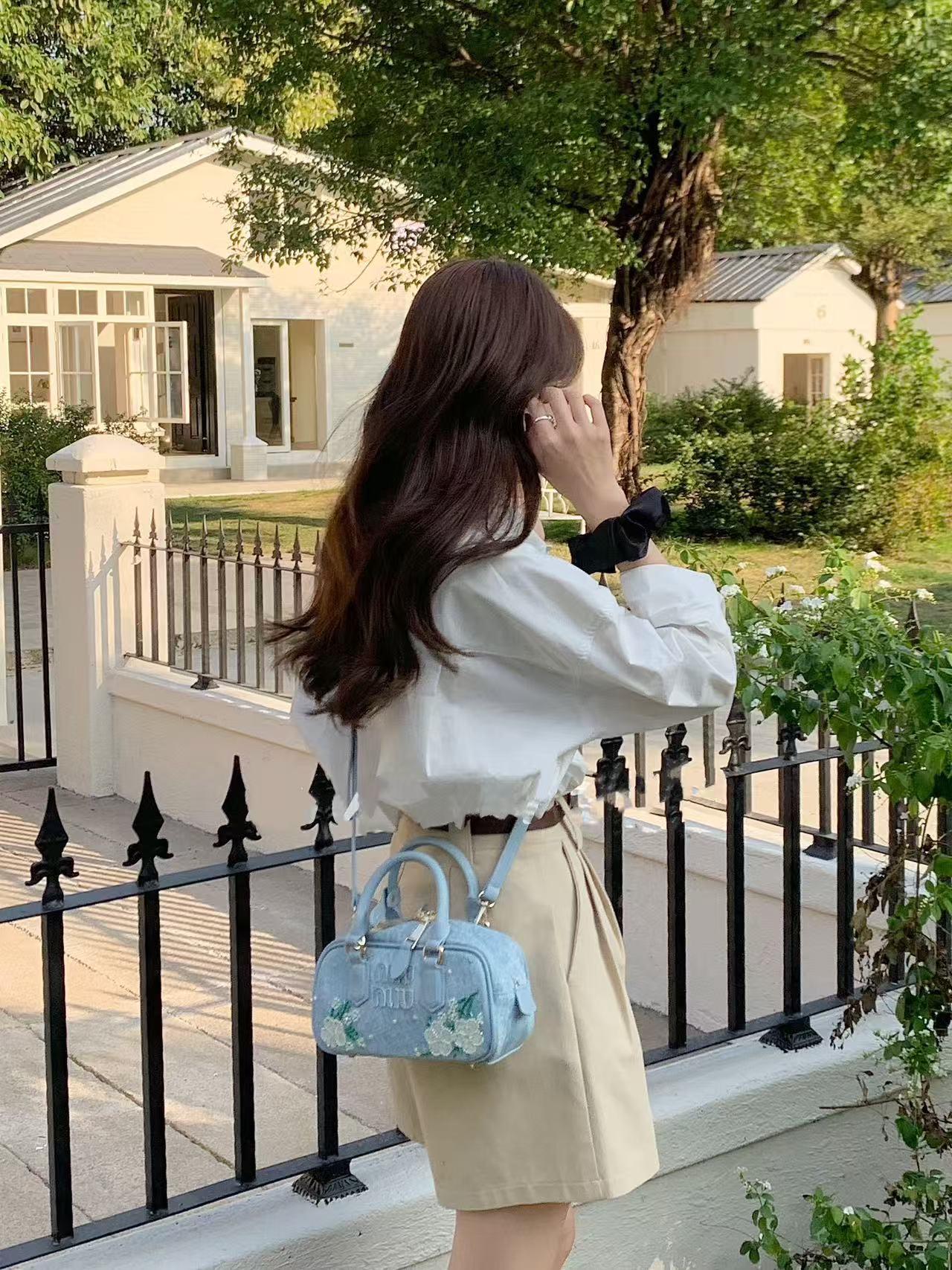 Korean Style Floral Embroidered Denim Bowling Handbag - Versatile Commuter Shoulder Crossbody Bag for Women - Spring/Summer Fashion Korean Style Floral Embroidered Denim Bowling Handbag - Versatile Commuter Shoulder Crossbody Bag for Women - Spring/Summer Fashion