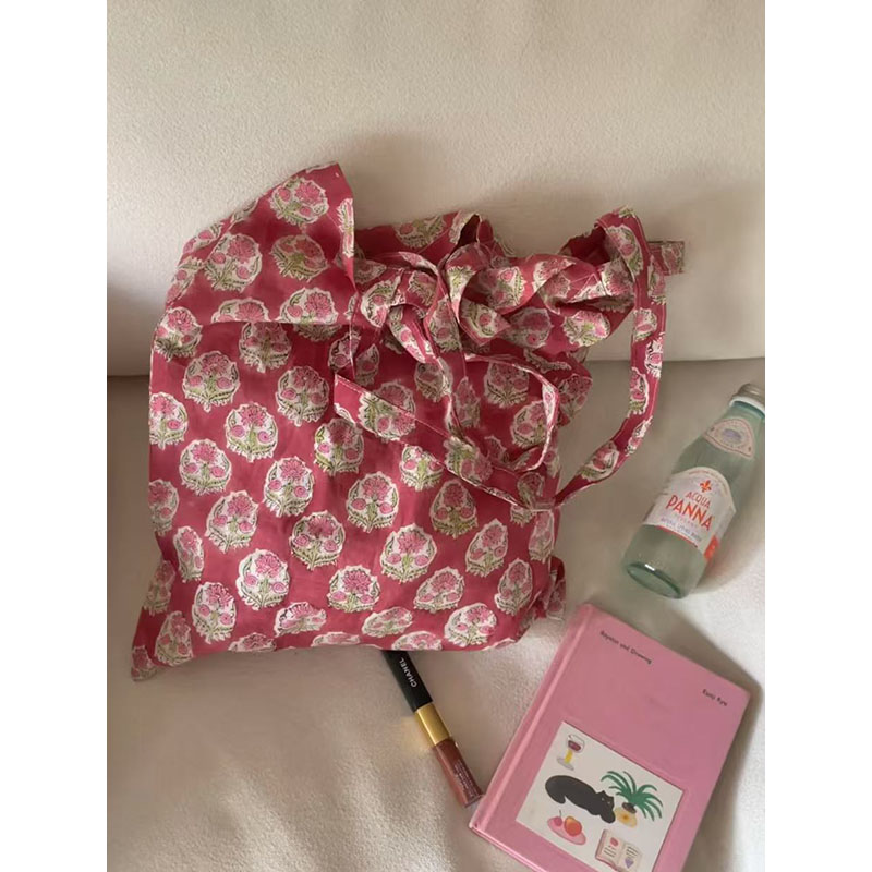 Korean Style Floral Single-Shoulder Tote Bag, Large Capacity Commuter Handbag, Versatile Canvas Bag for Everyday Use