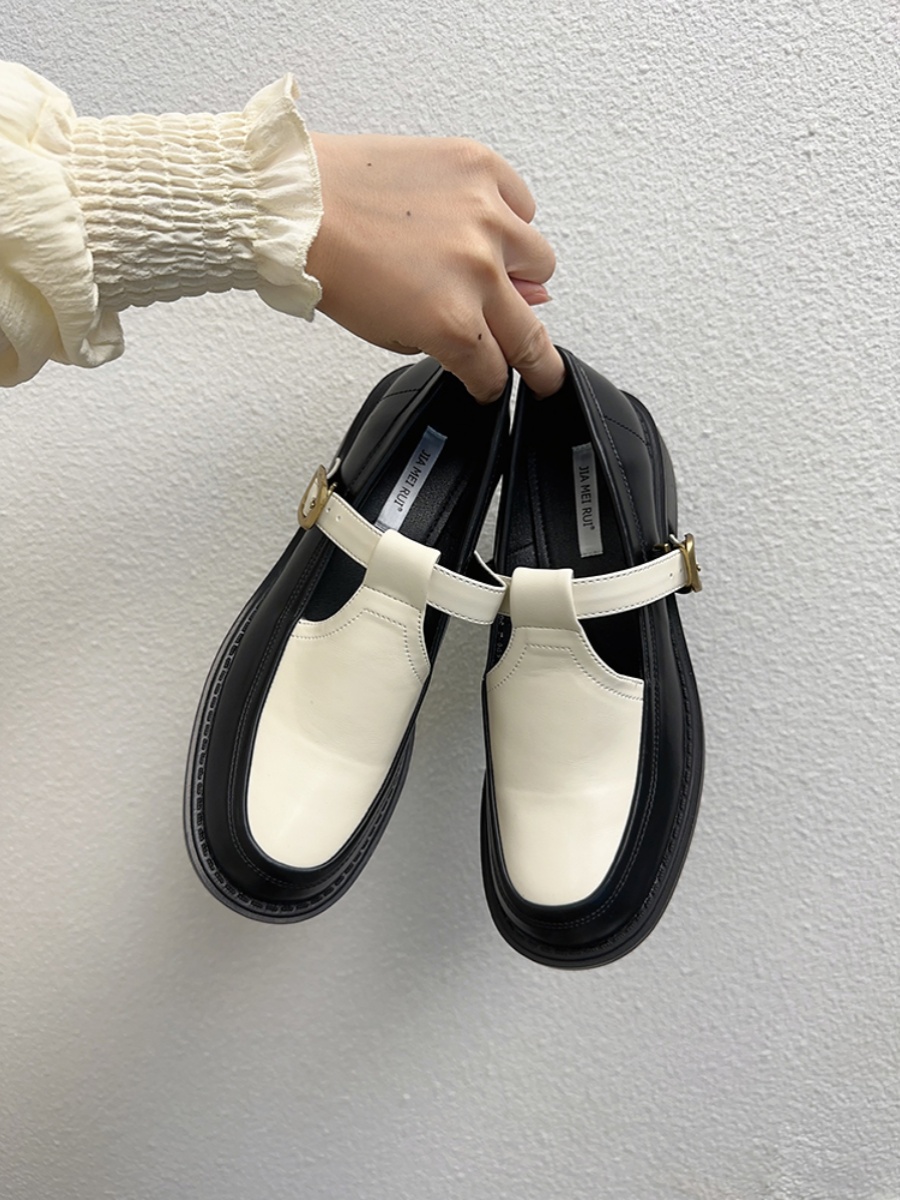 Korean Style High-End Black and White Thick-Soled Mary Jane Loafers for Fall 2025 - Versatile Heartfelt Texture Shoes