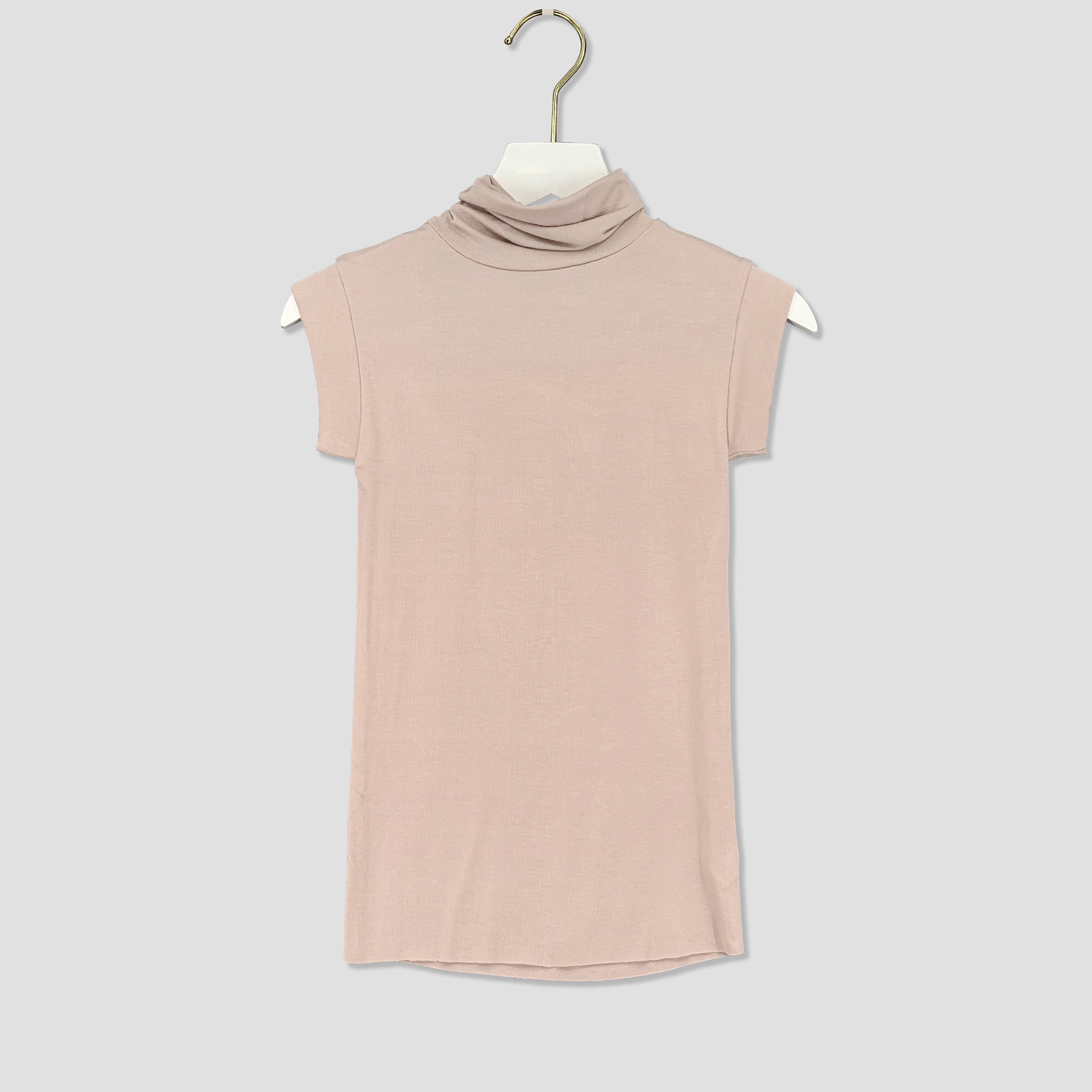 Korean Style High-Neck Fitted Women's Tank Top – Flattering Stretchy Design, Versatile and Enhances the Figure Korean Style High-Neck Fitted Women's Tank Top – Flattering Stretchy Design, Versatile and Enhances the Figure