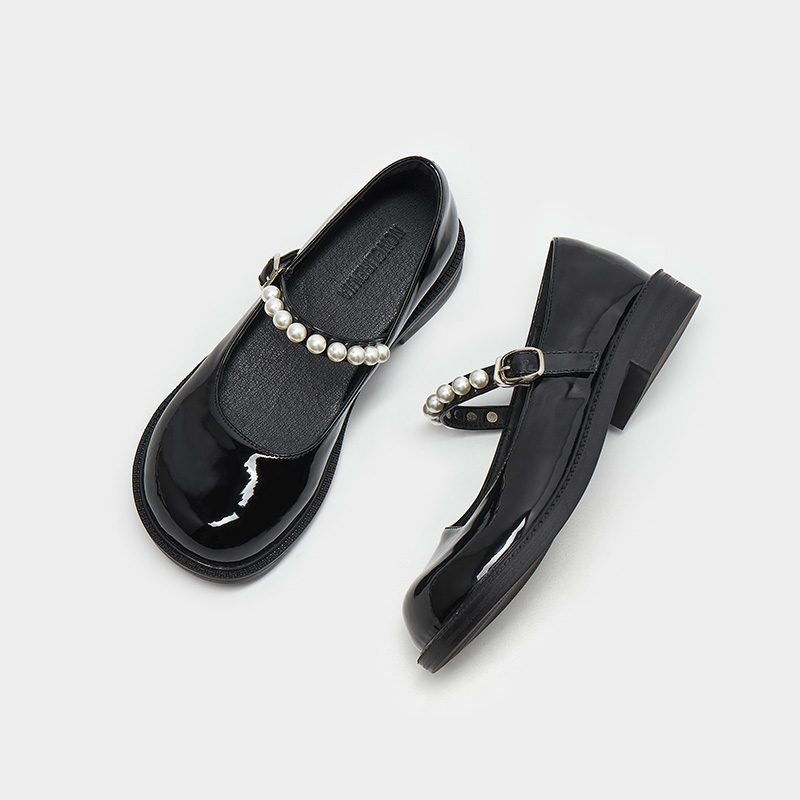 Korean-Style Large Size Women's Pearl Single Shoes 40-43 - Trendy Retro Doll Small Leather Shoes for Wide Feet