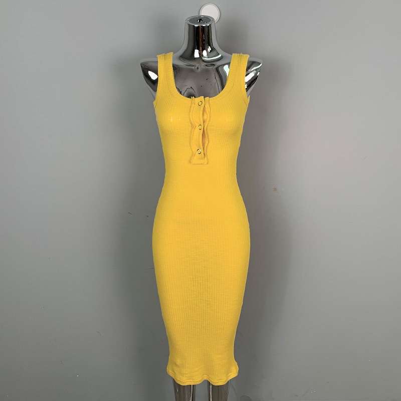 Korean Style One-Button Fitted Vest Dress for Women, Bodycon Skirt, Sexy Feminine Fit, Ideal for Showcasing Curves Korean Style One-Button Fitted Vest Dress for Women, Bodycon Skirt, Sexy Feminine Fit, Ideal for Showcasing Curves