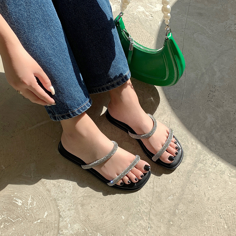 Korean-Style One-Strap Large Size Women's Sandals, Trendy Summer Sequin Flip-Flops for Wide Feet, Sizes 40-43