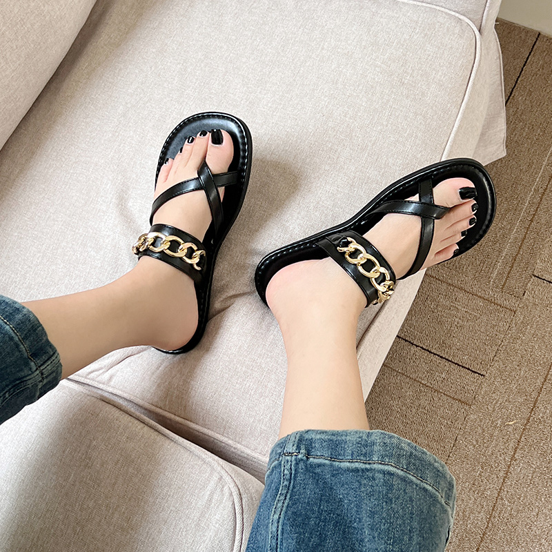 Korean-Style Plus-Size Women's Open-Toe Flat Slippers - Summer Sandals for Wide Feet, Sizes 40 & 42 Korean-Style Plus-Size Women's Open-Toe Flat Slippers - Summer Sandals for Wide Feet, Sizes 40 & 42