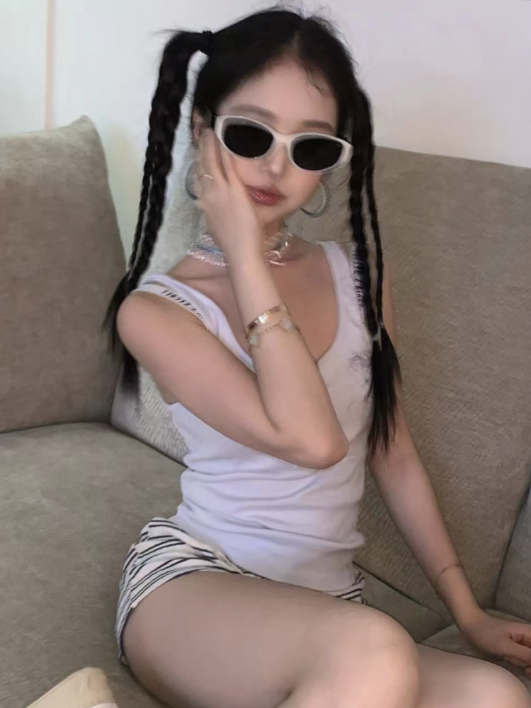 Korean-Style Retro Cat-Eye White Polarized Sunglasses for Women - Trendy High-End Cool Shades for Square and Round Faces Korean-Style Retro Cat-Eye White Polarized Sunglasses for Women - Trendy High-End Cool Shades for Square and Round Faces