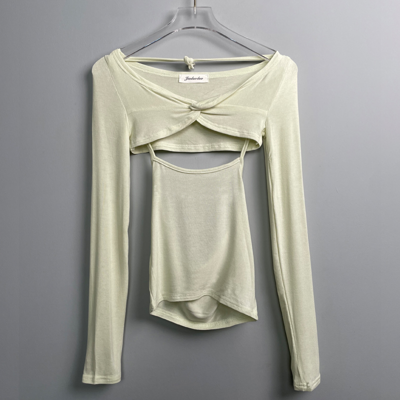 Korean Style Sexy Halter Hollow-Out Pink Camisole Long Sleeve T-Shirt Women's Two-Piece Set for Autumn and Winter Fashion Korean Style Sexy Halter Hollow-Out Pink Camisole Long Sleeve T-Shirt Women's Two-Piece Set for Autumn and Winter Fashion