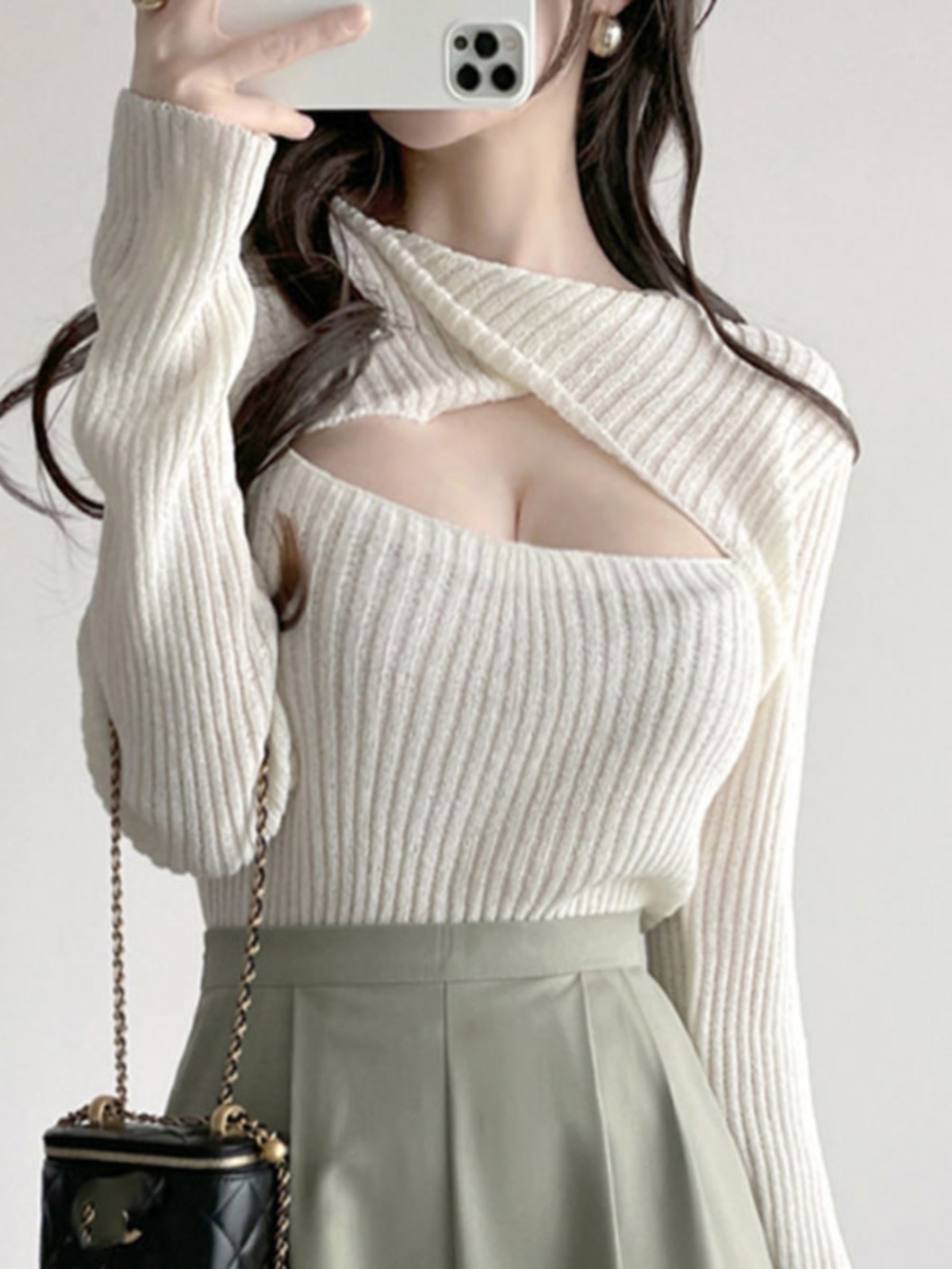 Korean Style Sexy Hollow Out Chest Short Pink Knitted Sweater Top for Women - Autumn Winter Slim Fit Fashion Korean Style Sexy Hollow Out Chest Short Pink Knitted Sweater Top for Women - Autumn Winter Slim Fit Fashion