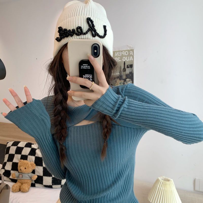 Korean Style Sexy Hollow Out Chest Short Pink Knitted Sweater Top for Women - Autumn Winter Slim Fit Fashion Korean Style Sexy Hollow Out Chest Short Pink Knitted Sweater Top for Women - Autumn Winter Slim Fit Fashion