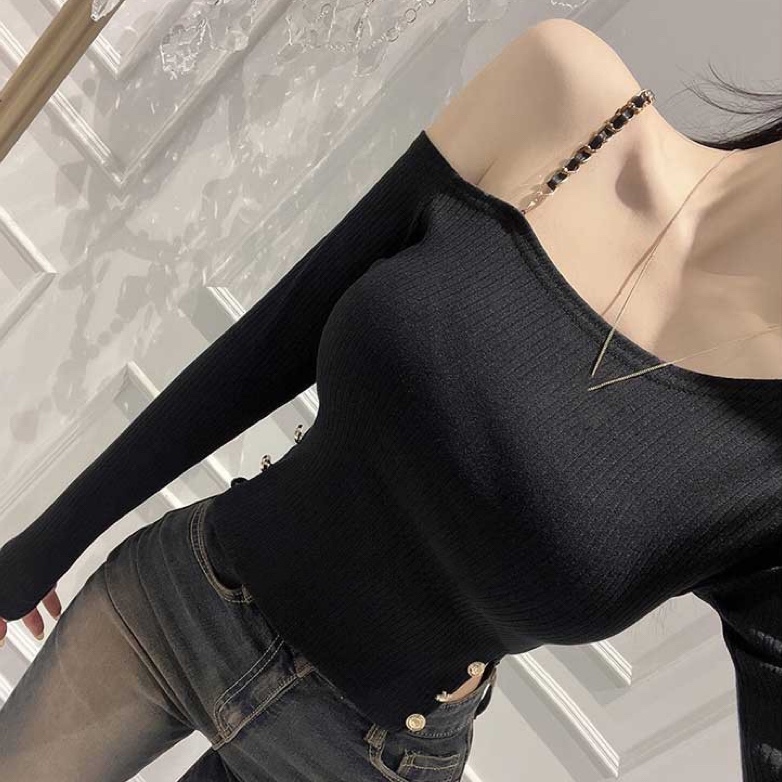 Korean Style Sexy Off-Shoulder Ribbed Long Sleeve T-Shirt with Chain Shoulder Strap and Split Design for Women