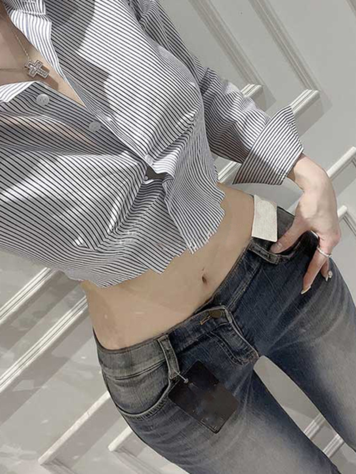 Korean Style Sexy Slim-Fit Cropped Striped Long Sleeve Shirt for Women - Summer Tight-Fitting Slimming Top Korean Style Sexy Slim-Fit Cropped Striped Long Sleeve Shirt for Women - Summer Tight-Fitting Slimming Top