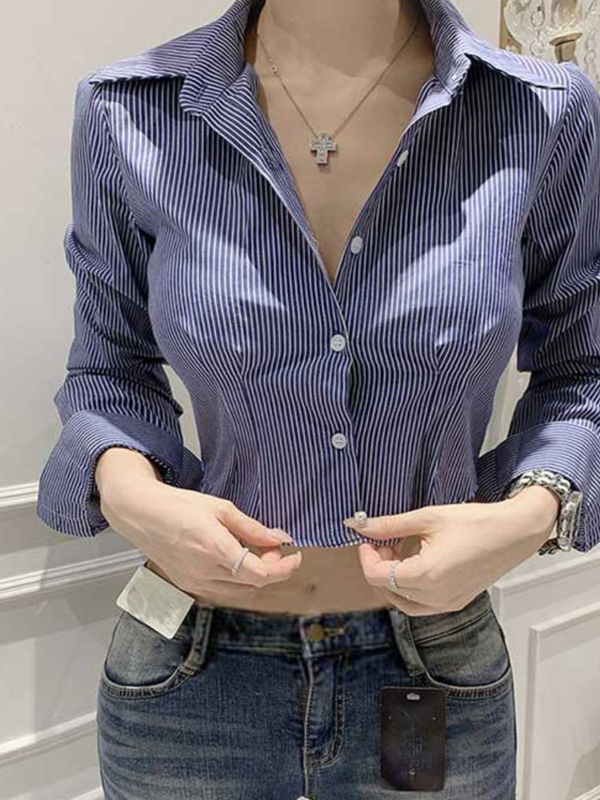 Korean Style Sexy Slim-Fit Cropped Striped Long Sleeve Shirt for Women - Summer Tight-Fitting Slimming Top