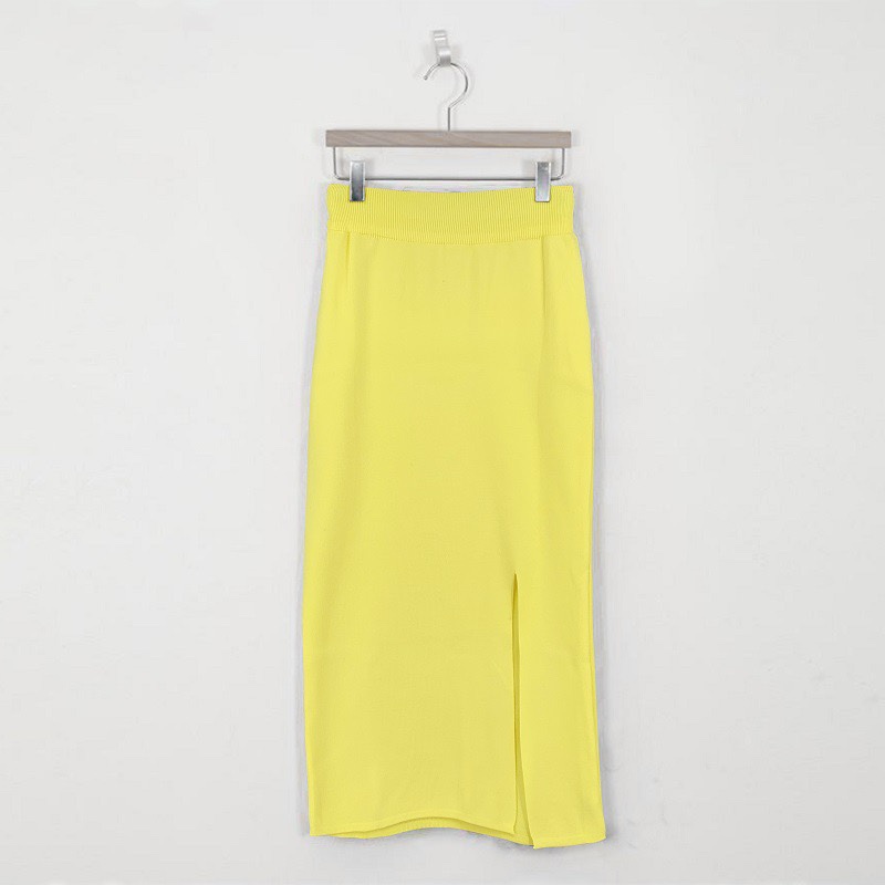 Korean Style Slim Fit Split Midi Dress - Casual Knitted Bodycon Dress for Women, Sweet and Sexy Fashion Statement Korean Style Slim Fit Split Midi Dress - Casual Knitted Bodycon Dress for Women, Sweet and Sexy Fashion Statement