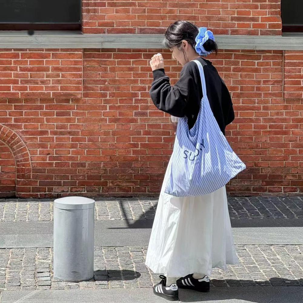 Korean Style Striped Canvas Tote Bag for Women - Large Capacity Minimalist Shoulder Bag for Commuters, 2025 Trend Design