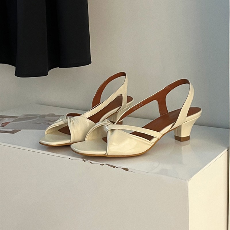 Korean-Style Summer Square-Toe Genuine Leather Open-Toe Roman Kitten Heel Chunky Beach Fashion Sandals for Women