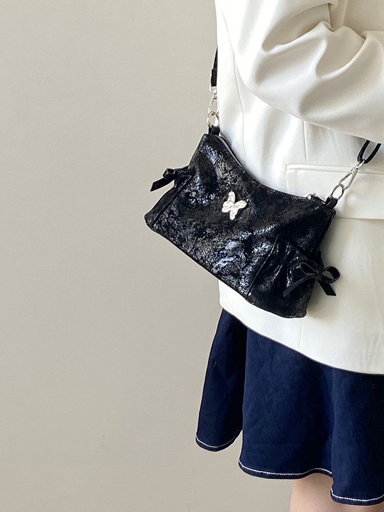 Korean Style Sweet Bow Underarm Bag - Women's Crossbody Handbag, Chic 2025 Niche Design, Trendy Shoulder Bag Korean Style Sweet Bow Underarm Bag - Women's Crossbody Handbag, Chic 2025 Niche Design, Trendy Shoulder Bag